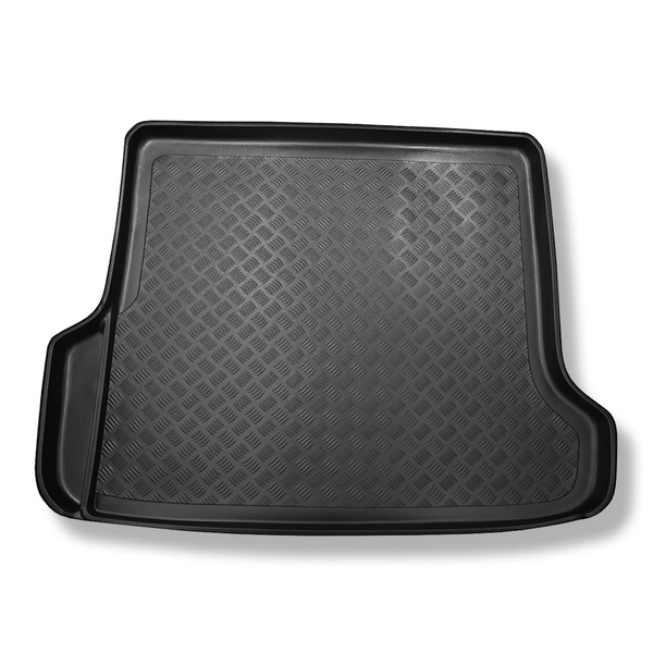 Tapete para a bagageira projetado para Volvo XC70 I Crossover (2000-2007) - 5/7 lugares (terceira fileira inclinada); também para modelos com navegação e trocador de CD